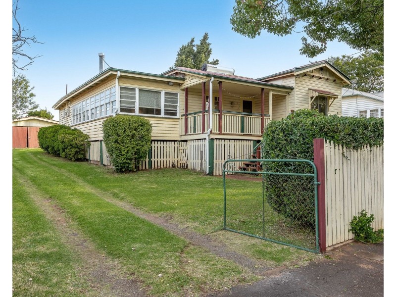154 Campbell Street, Toowoomba City QLD 4350