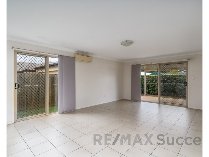 1/10 Sambar Court, Kearneys Spring QLD 4350
