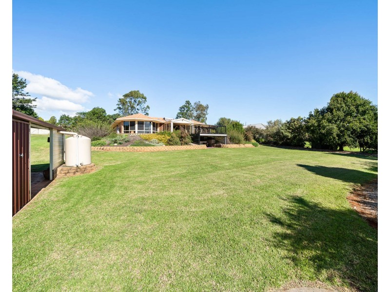 12 Donaghy Court, Highfields QLD 4352