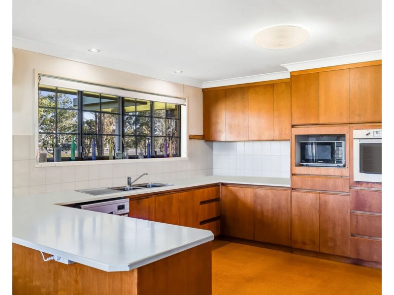 2 Gowrie Junction Road, Cotswold Hills QLD 4350