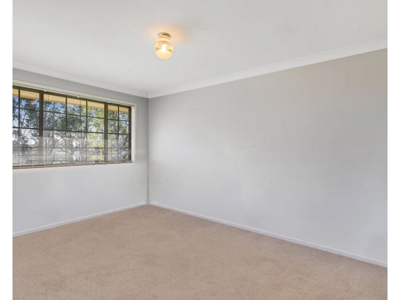 2 Gowrie Junction Road, Cotswold Hills QLD 4350