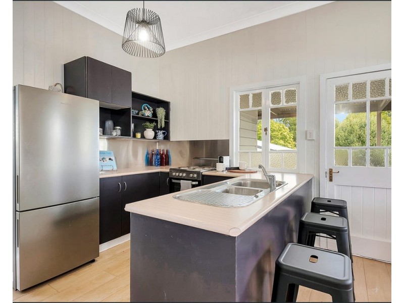 14 Sidney Street, North Toowoomba QLD 4350