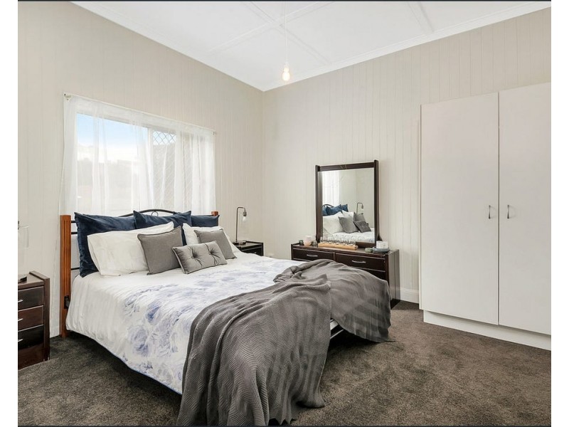 14 Sidney Street, North Toowoomba QLD 4350