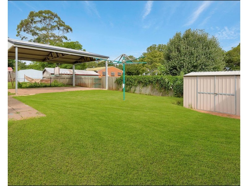 14 Sidney Street, North Toowoomba QLD 4350