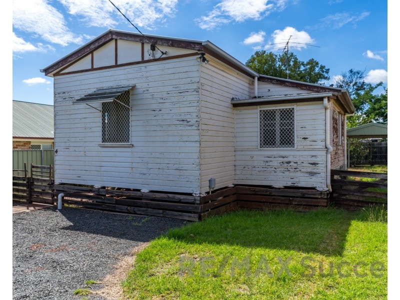 4 Tell Street, East Toowoomba QLD 4350