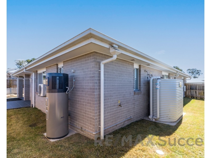 14 Broadmead Street, Glenvale QLD 4350