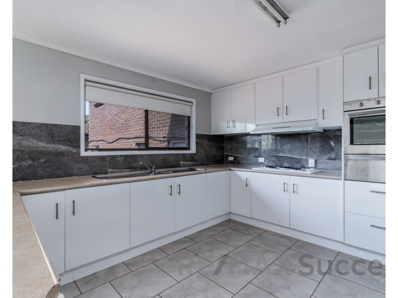 824 Ruthven Street, Kearneys Spring QLD 4350