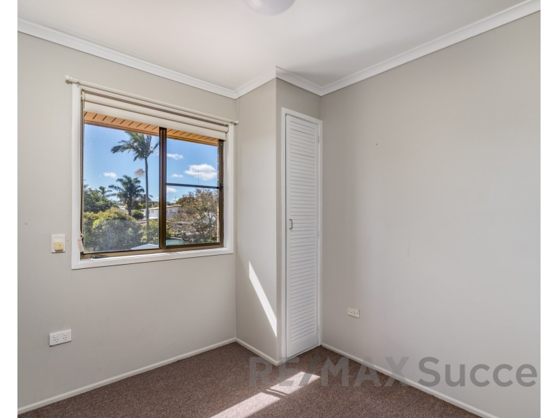 824 Ruthven Street, Kearneys Spring QLD 4350