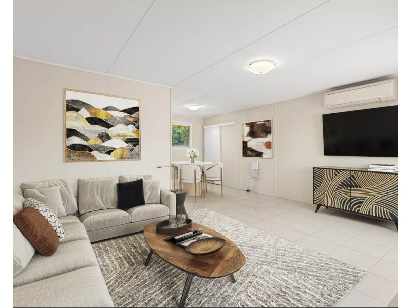 327 Alderley Street, South Toowoomba QLD 4350