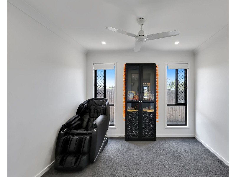 45 Shelby Street, Glenvale QLD 4350