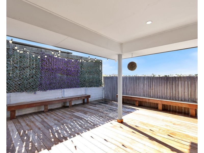 45 Shelby Street, Glenvale QLD 4350