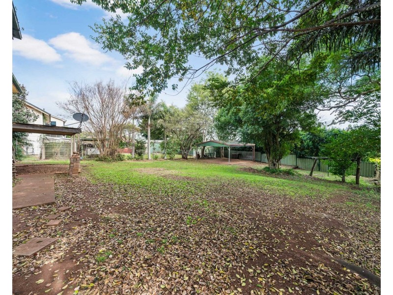 29 Yeates Street, Harlaxton QLD 4350