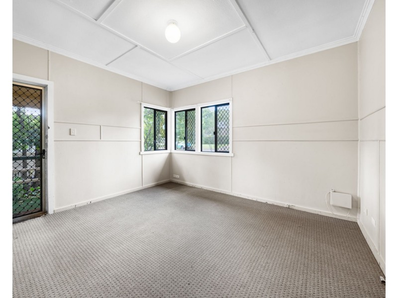 29 Yeates Street, Harlaxton QLD 4350