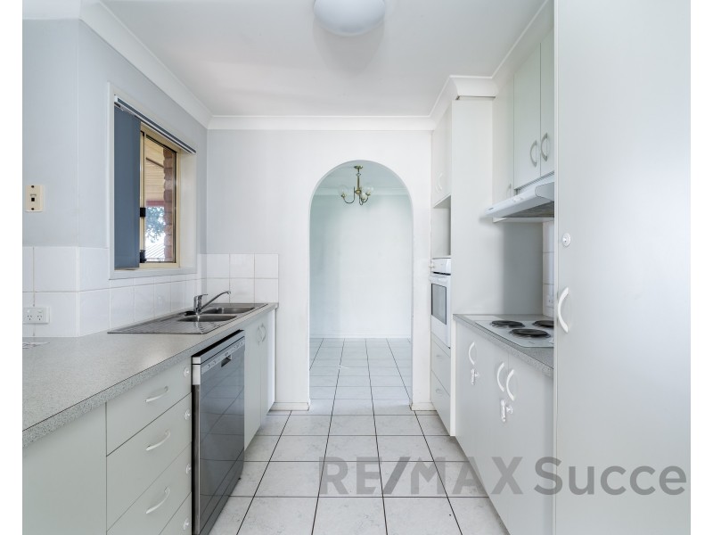 383 Spring Street, Kearneys Spring QLD 4350