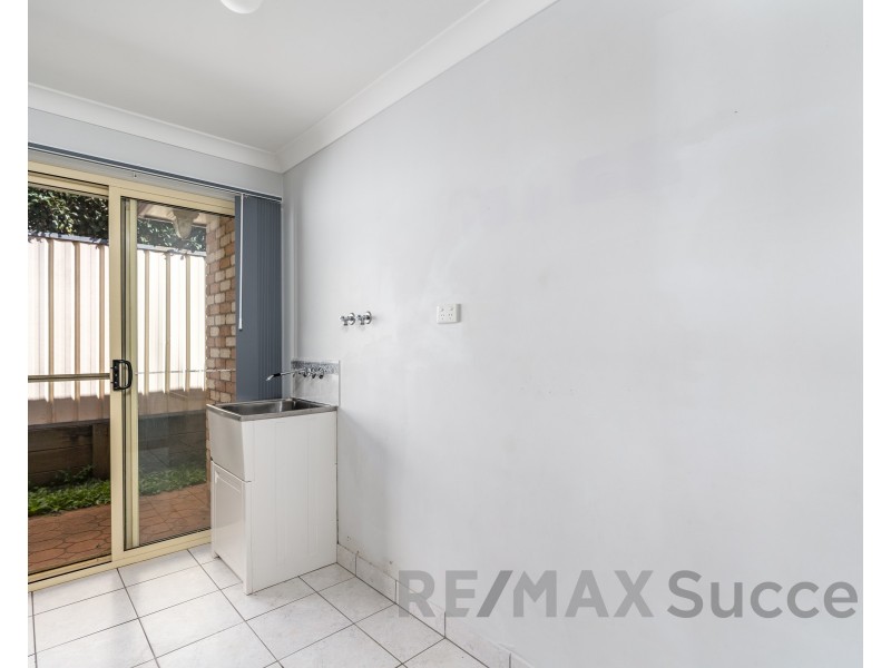 383 Spring Street, Kearneys Spring QLD 4350