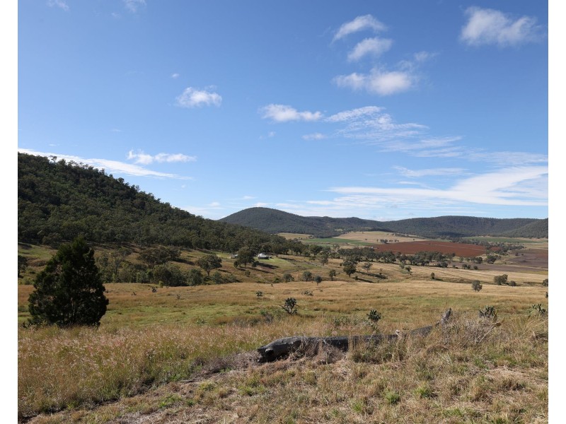 63 ODonohoe Rd, Hirstglen QLD 4359