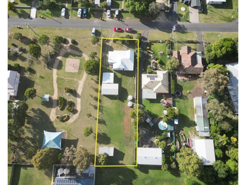 20 High Street, Wyreema QLD 4352