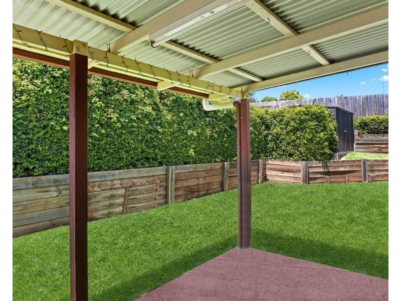 8 Samuel Court, Darling Heights QLD 4350