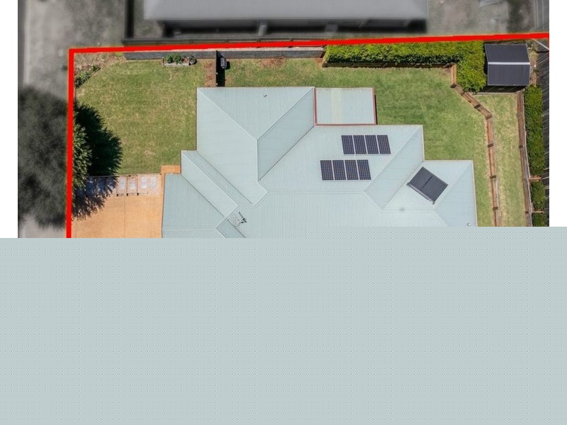 8 Samuel Court, Darling Heights QLD 4350
