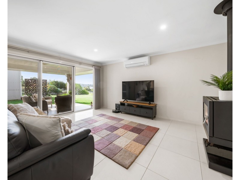 4 Wodalla Court, Hodgson Vale QLD 4352