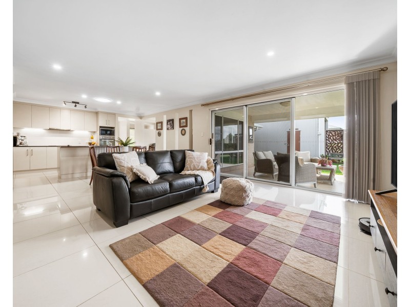 4 Wodalla Court, Hodgson Vale QLD 4352