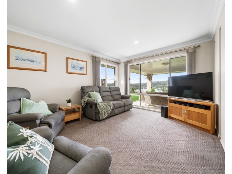 4 Wodalla Court, Hodgson Vale QLD 4352