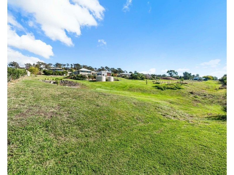 4 Wodalla Court, Hodgson Vale QLD 4352