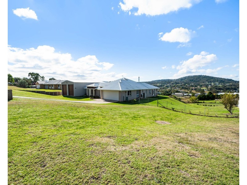 4 Wodalla Court, Hodgson Vale QLD 4352