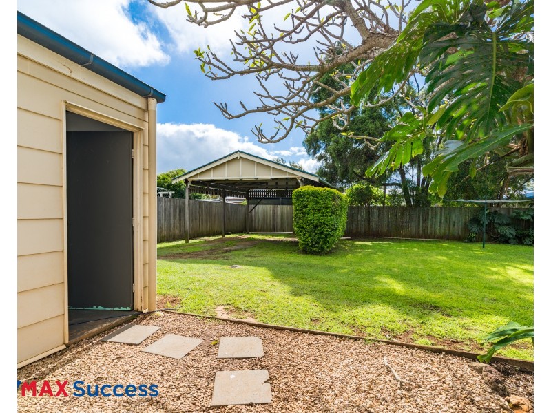 211 Campbell Street, Newtown QLD 4350