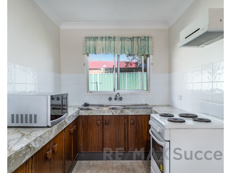 2/16 Bryan Street, Darling Heights QLD 4350