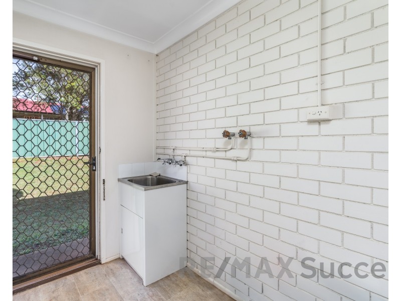 2/16 Bryan Street, Darling Heights QLD 4350