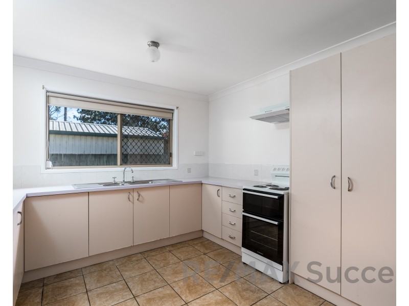 12 Benn Court, Highfields QLD 4352