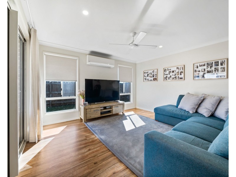11 Wolff Street, Cotswold Hills QLD 4350