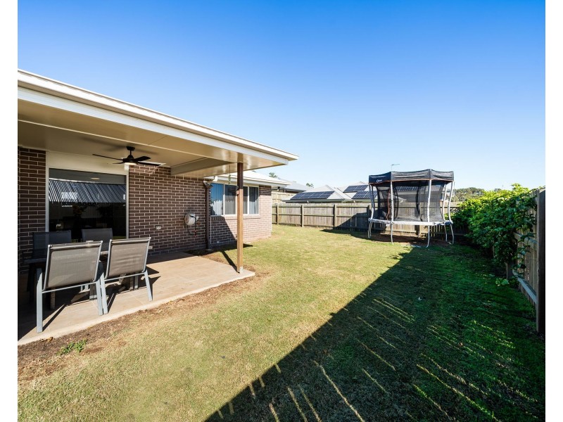 11 Wolff Street, Cotswold Hills QLD 4350