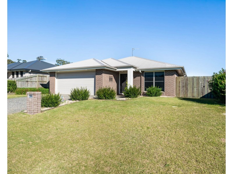 11 Wolff Street, Cotswold Hills QLD 4350