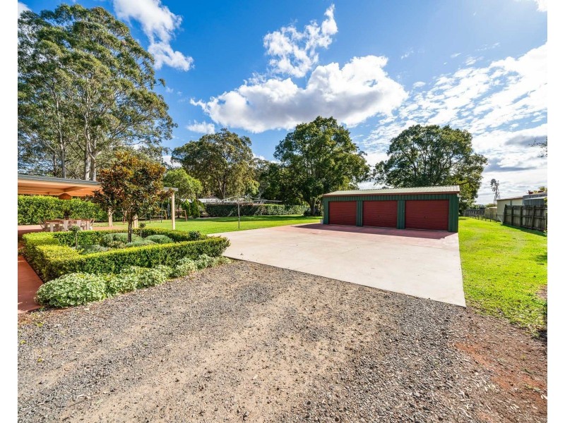 44 Kuhls Road, Highfields QLD 4352