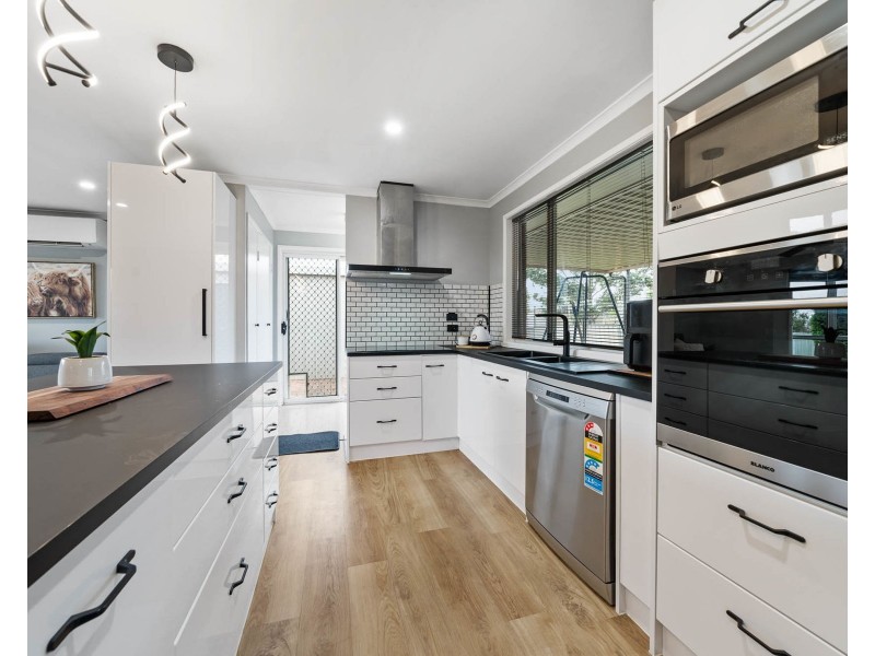 8 Balfour Street, Wyreema QLD 4352