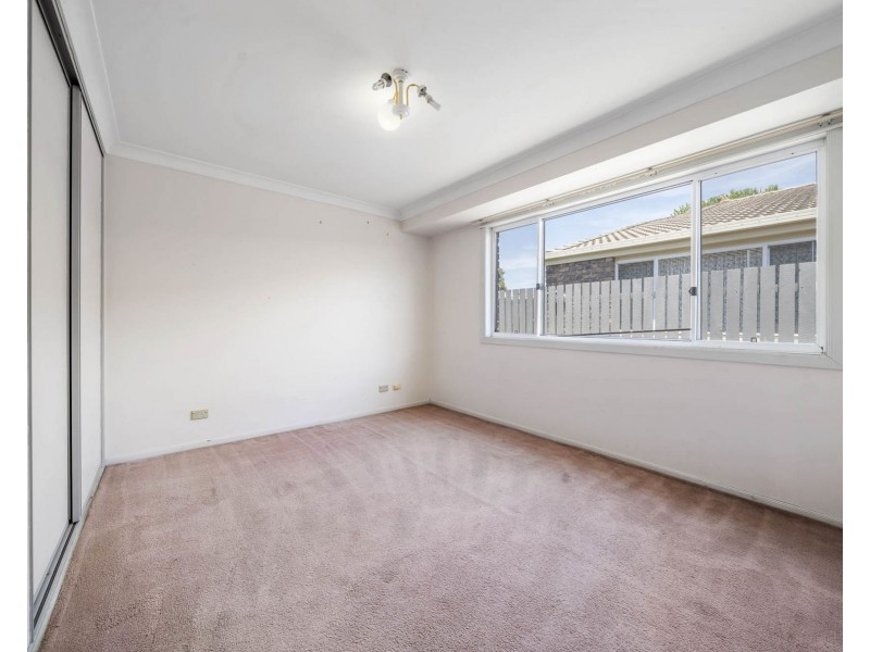 2/4-6 Crosby Street, Darling Heights QLD 4350