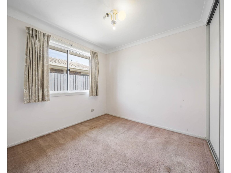 2/4-6 Crosby Street, Darling Heights QLD 4350