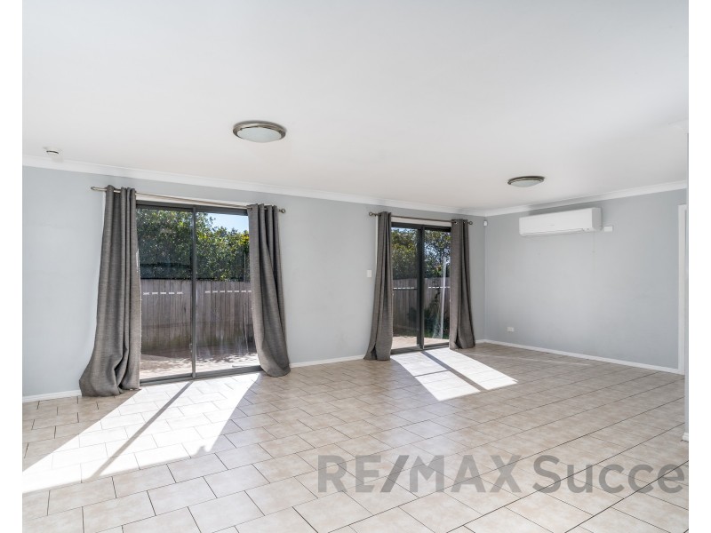 5 Willowburn Drive, Rockville QLD 4350