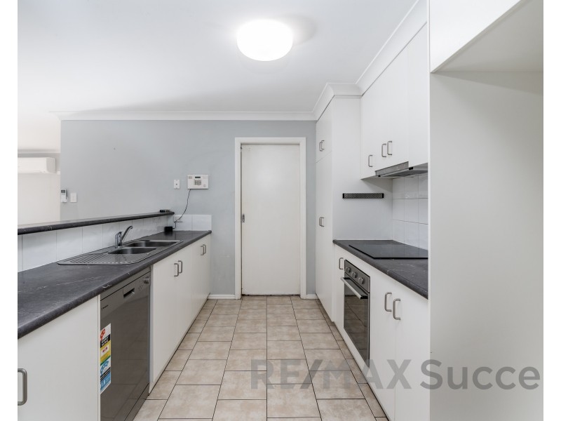 5 Willowburn Drive, Rockville QLD 4350