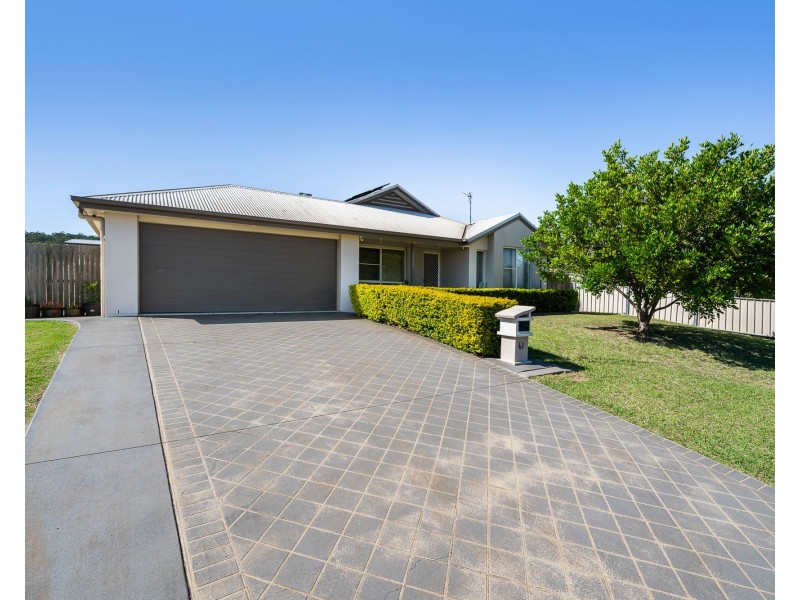 61 Belclaire Drive, Westbrook QLD 4350