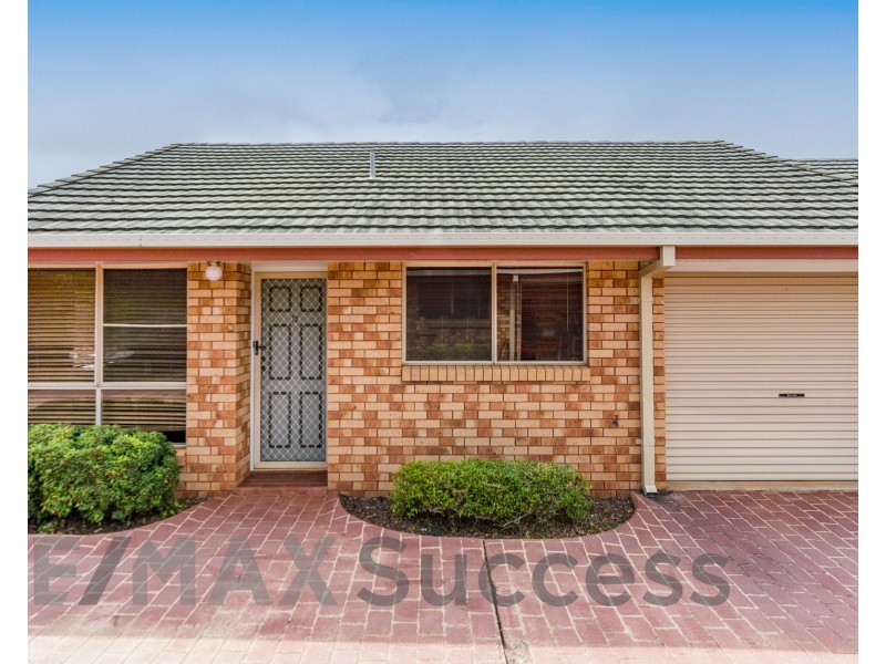 8/299 James Street, Newtown QLD 4350