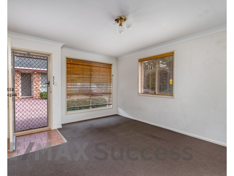 8/299 James Street, Newtown QLD 4350