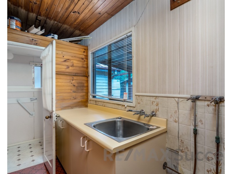 29 Holberton Street, Rockville QLD 4350