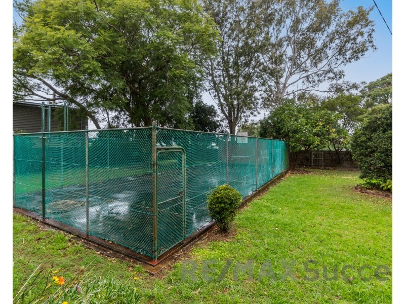 29 Holberton Street, Rockville QLD 4350