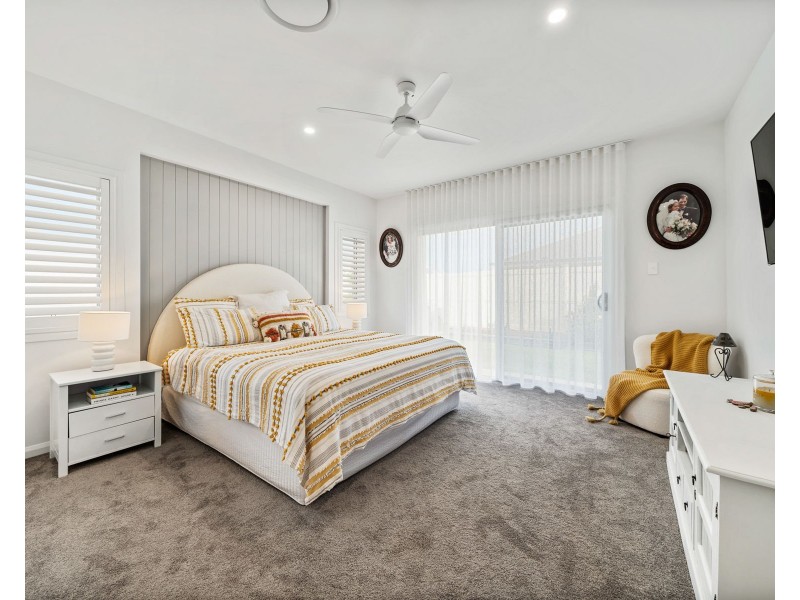 11 Fullbrook Avenue, Highfields QLD 4352