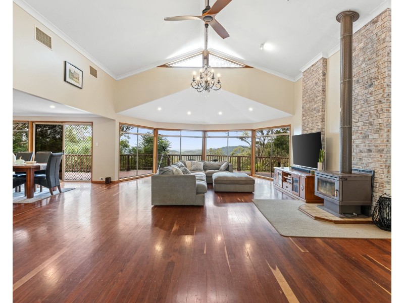 18 Merlin Court, Top Camp QLD 4350