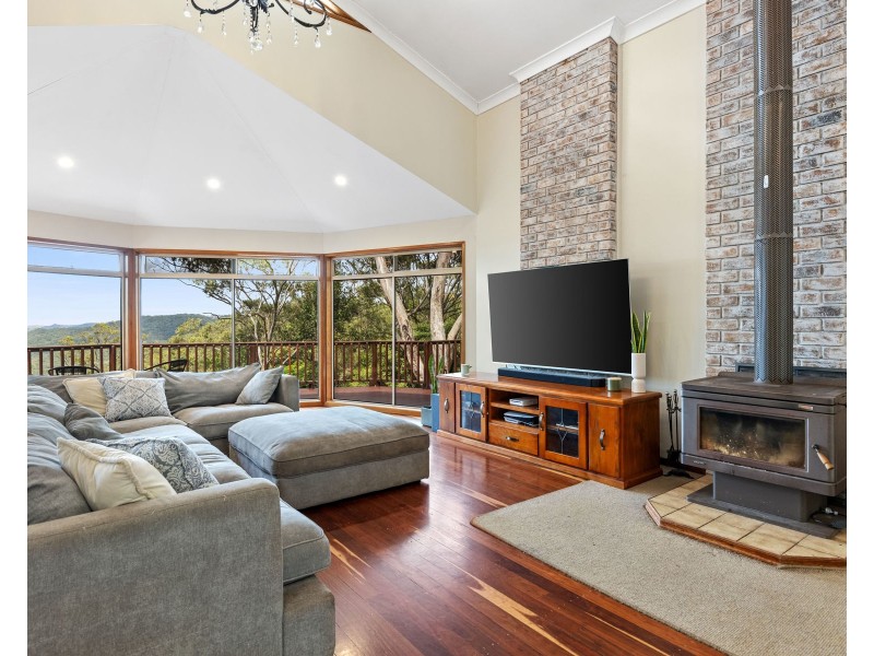 18 Merlin Court, Top Camp QLD 4350