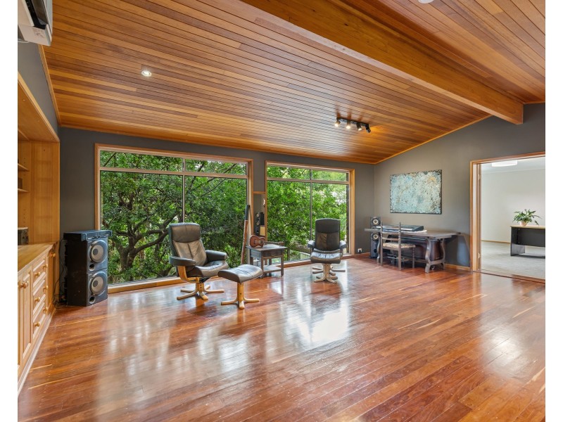 18 Merlin Court, Top Camp QLD 4350